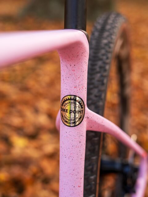 Hier kommen unsere Highlights der Bike Point Schriftzüge aus dem letzten Jahr 🚲✨
Die schönsten Bikes bekommen schließlich auch den besten Schriftzug 💎
Erkennt ihr, um welche Räder es geht? 👀🔥

#bikepoint #bikepointdresden #custombike #bikelove #fahrradlieb